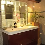 Bed & Breakfast Les Fous Du Village Saint-Esteben