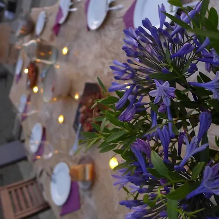 Bed & Breakfast Les Fous Du Village