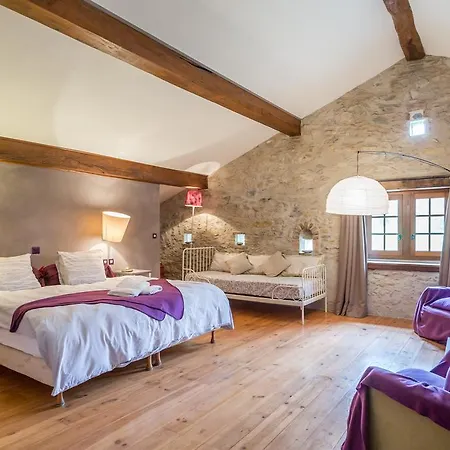 Bed & Breakfast Les Fous Du Village Saint-Esteben