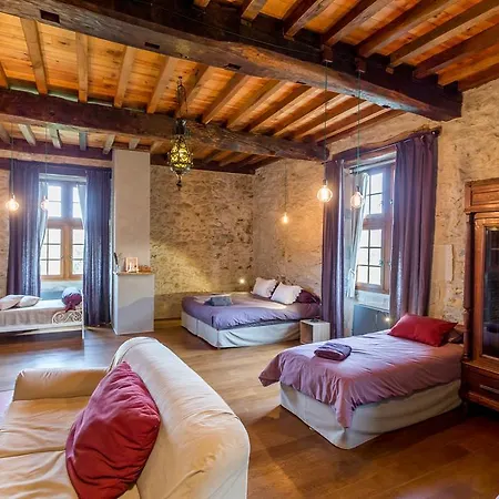 Bed & Breakfast Les Fous Du Village