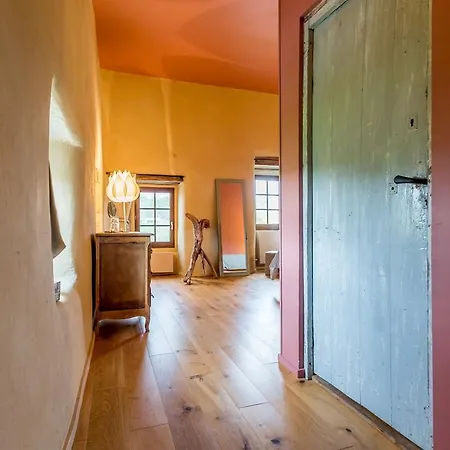 Bed & Breakfast Les Fous Du Village