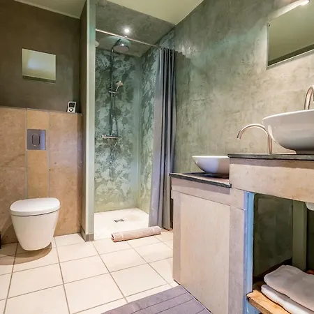 فندق مبيت وإفطار Les Fous Du Village Saint-Esteben