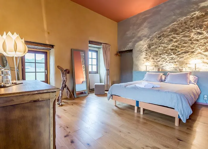 Bed & Breakfast Les Fous Du Village